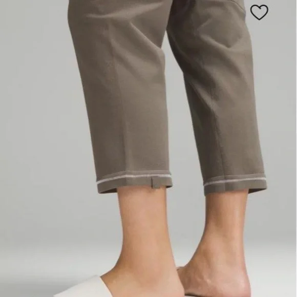 Lululemon Relaxed Pants Fit HR Knit Crop 24” Nomad Size : XS - Picture 5 of 16